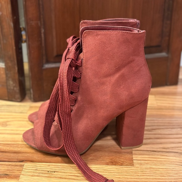 JustFab Maroon Lace-Up Peep Toe Booties (Never Worn) - Picture 2 of 5